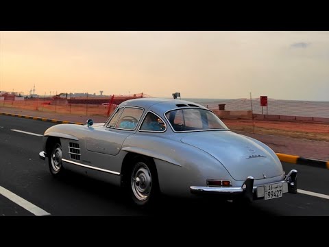 Mercedes Gullwing ride on a rainy day in Kuwait