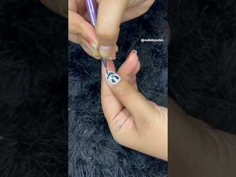 Cute Halloween nail art #tutorial #naillove#nailart #youtubeshorts #naildesign #unique#shorttutorial