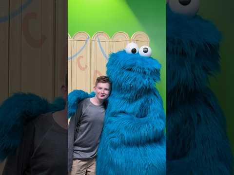 Cookie Monster Meet and Greet! #cookiemonster #sesamestreet #seaworldorlando