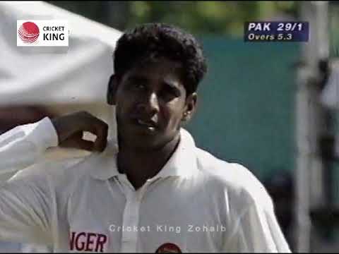 Chaminda Vaas Super Bowling against Aamir Sohail | Some Ball by Ball Battle | Singer Series 1996