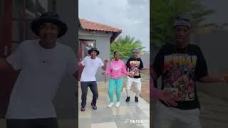 Dj maphorisa-Ng'bolekeni ft Scotts Maphuma, LeeMckrazy, Xduppy, Pcee,& Justin99