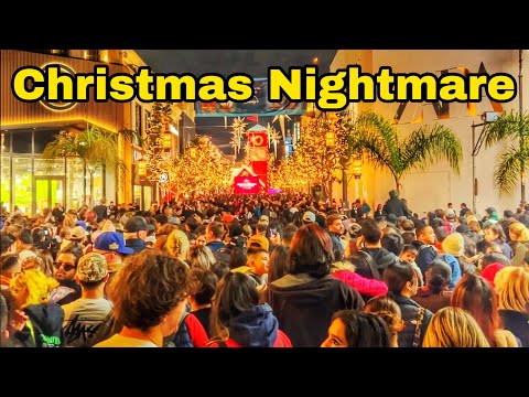 Christmas Nightmare at Tree Lighting Ceremony at the Grove  //amazing fireworks show