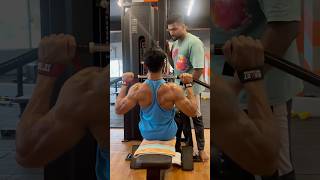 Back workout😲💪😳#Motivate #Fitness #Bodybuilding #ShortVideo #viralyoutubeshort