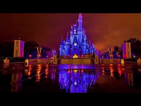 Magic Kingdom The Kiss Goodnight  Park Closing Announcement