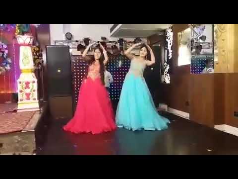 taaro ka chamkta gahna ho song dance by beautiful girl in marriage