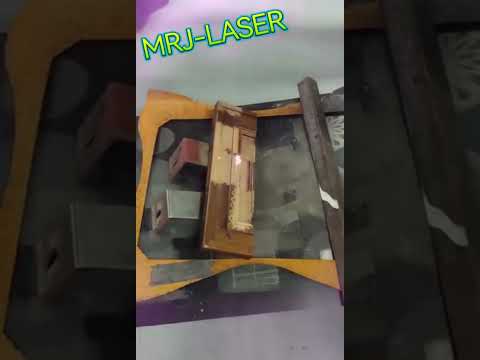 500W laser cleaning machine for paint removal on wood