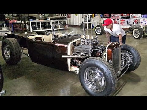 This custom fab shop is building ONE OF A KIND show cars 🙌