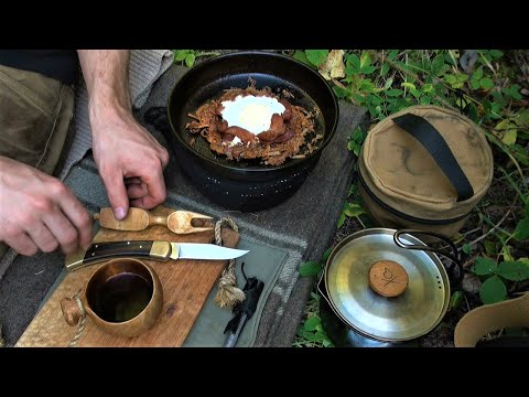 Bacon, Egg, & Hashbrown Skillet Cooked on a Split Log Stove