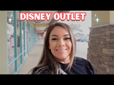 Disney Outlet 📍LOUNGEFLY, EARS & MORE!