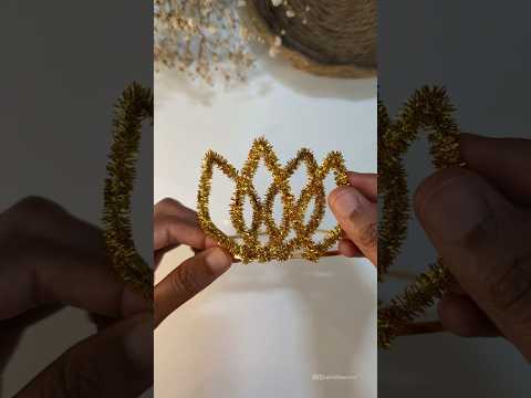 DIY Crown 👑 | How to make crown | crown craft for kids #diy #craft #crown #art #shorts #kidsart