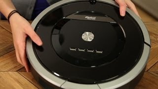 iRobot's new 800 series robot vacuum: iRobot Roomba 880