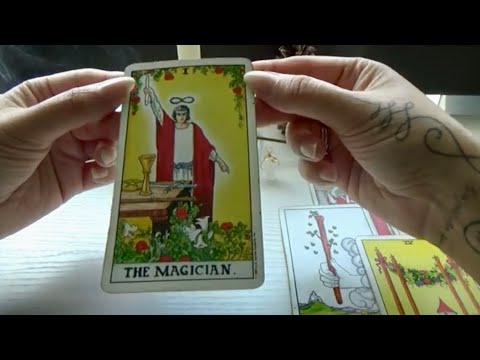 HOW TO MAKE MORE MONEY??🫰🏻💰😍EXPEND YOUR INCOME!! Tarot Career Guidance