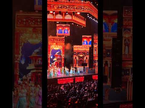 Rekha's 20 min.  Supreb performance  #iffaawards2024 #abudhabi #etihadarenastadium #yasisland #uae