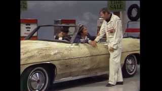 Dean Martin, Peter Falk & Paul Lynde - Getaway Car