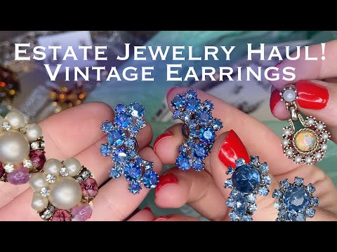 Estate Jewelry Haul! Vintage earrings- I bought an entire display- let's look through them together.