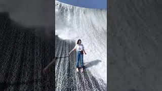 dubai waterfall