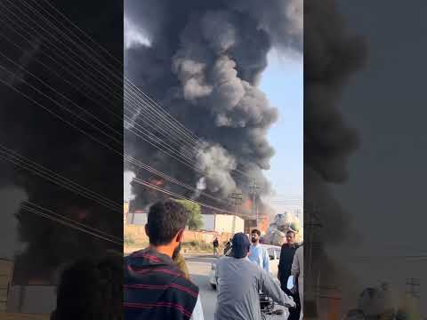 Peshawar Karkhano Market Fire Today at tissue Paper Factory #karkhaomarket #shortsfeed #shorts #reel