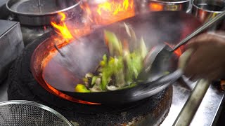 【鑊氣快炒小菜】師傅這速度 太牛了，果然很專業！Quickly #stir-fry the wok gas side dishes,  really professional #新龍城 #HKFood