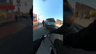 Worst timing ever #jaywalking #brakeless #citycycling #fixedgearbike