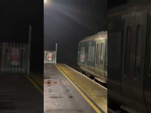 165102 departing Keynsham from Gloucester to Weymouth ￼￼