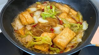 How to make stewed vermicelli with cabbage and tofu delicious? The trick is here, it is delicious, o