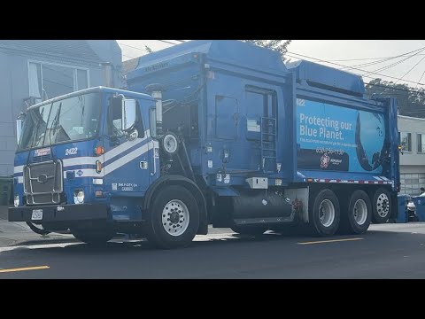 2016 Autocar ACX ZR26 #2422 - Recycling