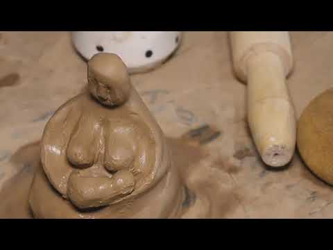 Sculpting a human figure in Water based Clay #wastematerialcraftideaseasyhomedecoration #amazing