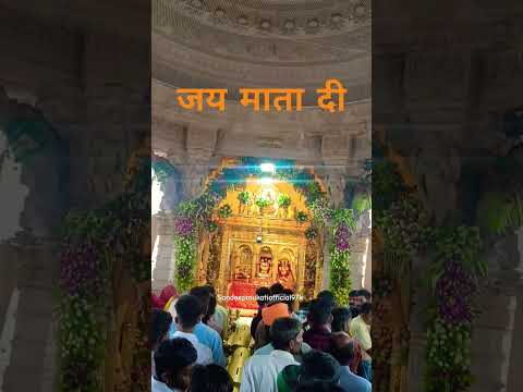 Pawagad me kiye mataji ke darshan|Jai mata di |Pawagad dham #mahakali #pawagadh #navratri #shortfeed