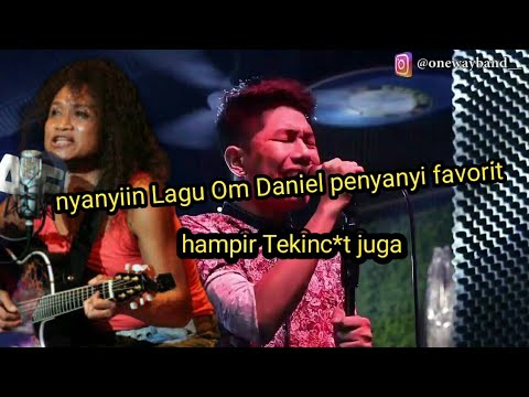 #TrendingMusik Don't Sleep Away - Daniel Sahuleka Cover OneWay Band