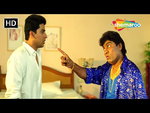 Johnny Lever Comedy - छत्री घुसड़ के खोल दूंगा..बाथरूम भूल जायेगा | Awara Paagal Deewana Comedy Movie