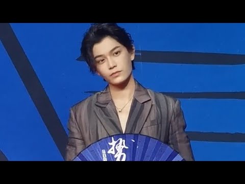 丁禹兮 2020腾讯娱乐年度盛典 红毯 直拍版本 DingYuxi 2020Tencent Entertainment Awards Red Carpet Focus Version