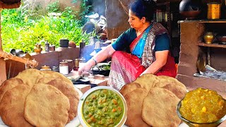 Traditional village Fried Roti & gravy recipe| Village cooking |traditional lifestyle| Rural food