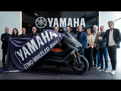 "2025 Yamaha XMAX Review: Style, Comfort, and Performance"