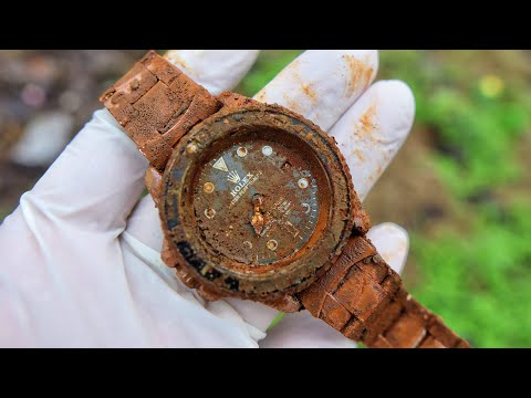 Restoration old, rusty, abandoned Rolex Cosmograph Daytona Watches