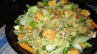 Ginisang Togue with Fried Tofu//Sauteed Bean Sprouts with Tofu