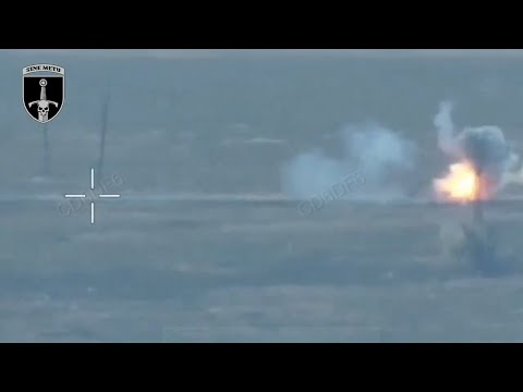 Leopard 2A4 Destroys Two Russian Vehicles (BMP and BTR?) Near Kurakhove