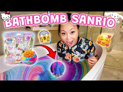 BATHBOMB SANRIO DARI JEPANG 😱🤯 KEREN BANGET AIRNYA JADI RAINBOW ?! ADA SANRIO DIDALEMNYA