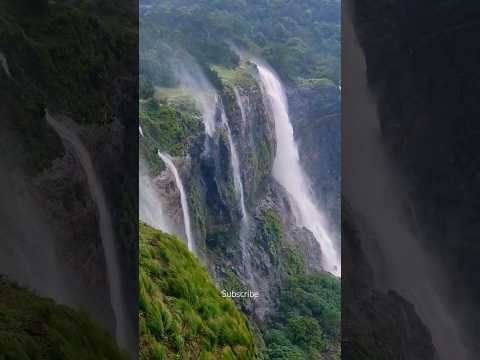 Maharashtra in monsoon 🌧️⛰️ #youtubeshorts #short #vlog #waterfall #trending #tharapaisatharidaulat