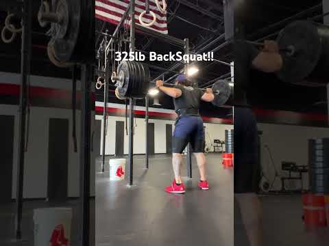 Heavy BackSquat. #bodybuilding #gym #backsquat #fitness #squats#strengthtraining #weightlifting