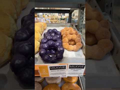 Single origin #coffee from Caffe Vita and Ube #donuts from Milkvue at Metropolitan Market #metmarket