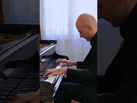 Bach - Fugue virtuosic finale from Toccata and Fugue in D minor #shorts #piano