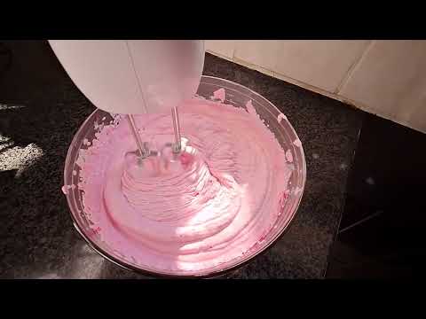 HOW TO MAKE STRAWBERRY YOGHURT AT HOME