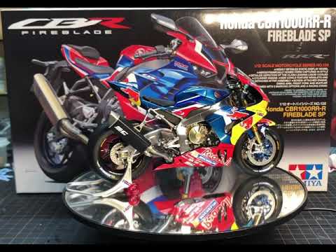 Cbr 1000rr Tamiya 1/12