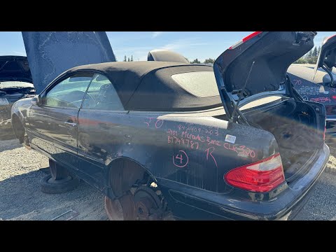 2001 Mercedes-Benz C208 CLK320 at Junkyard