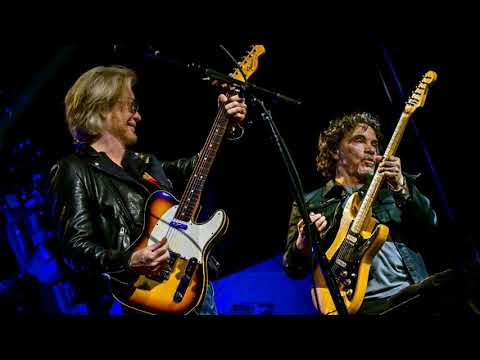 DARYL HALL AND JOHN OATES SPOTLIGHT (3 songs)   HQ