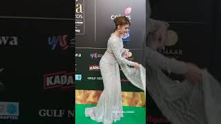 Jacqueline Fernandez ( IIFA awards 2022 ) 😂😂 #Jacqueline #iifa2022 #actress_dance_video