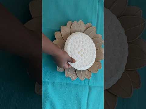 DIY Sunflower wall decor made with Cereal boxes