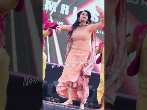 Bhangra Queen | Best Bhangra Performance on Stage | Noor Dj Amritsar