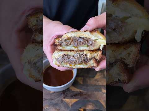 Short rib & pickled grilled cheese #asmr #toastie