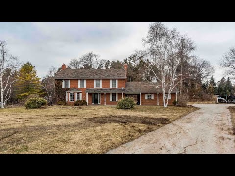 Incredible Untouched 1960’s Georgian Style Mansion Left Completely ABANDONED In The Woods For Years